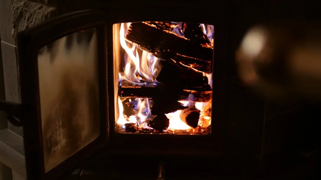 Środki do czyszczenia szyb kominkowych